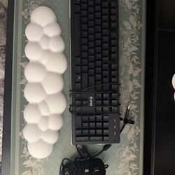 Msi mouse and keyboard