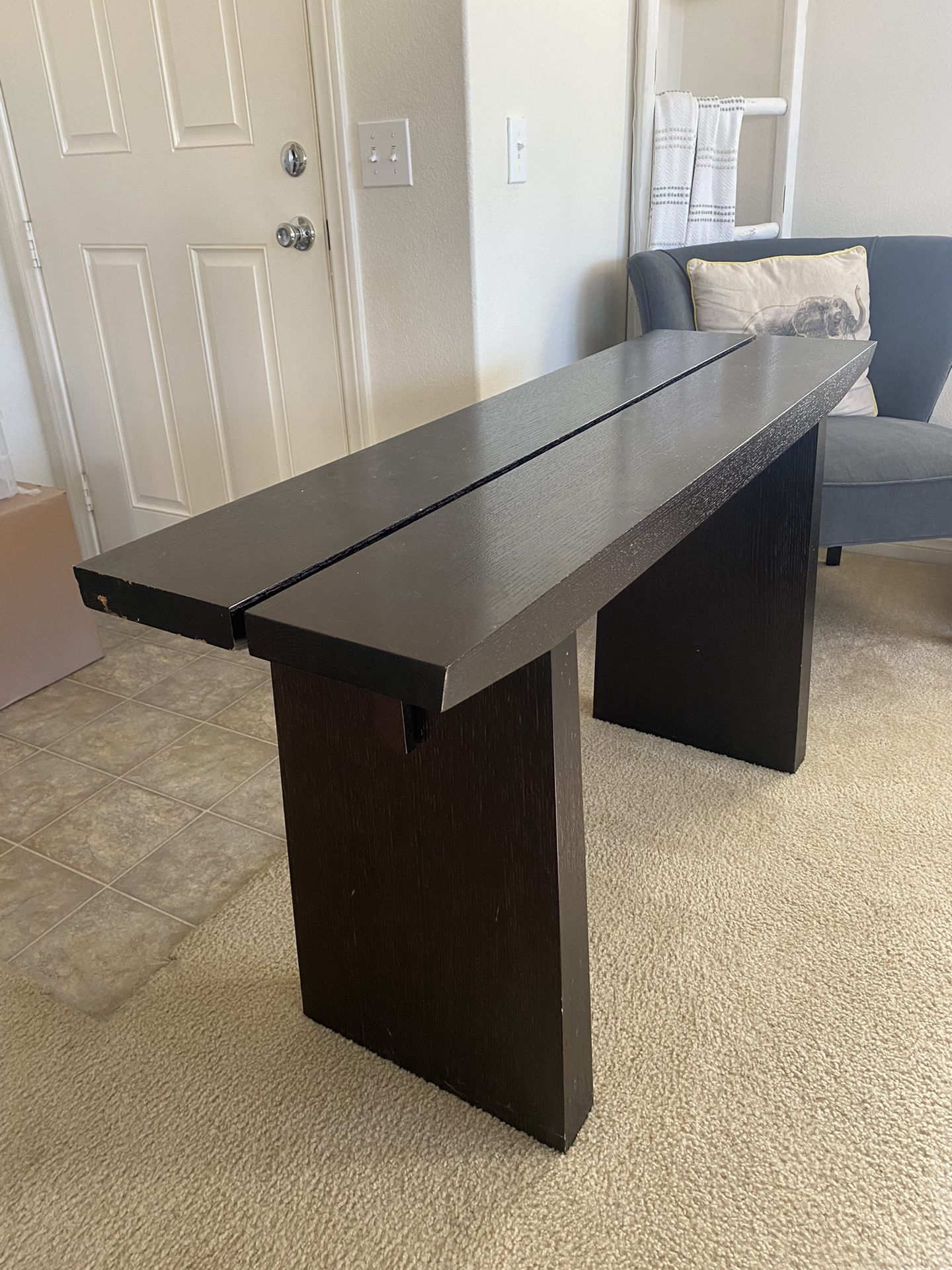 Entry Table for Sale in Montclair, CA OfferUp