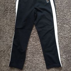 Victorias Secret VSX Sport Knockout Size S Capri Cropped Leggings