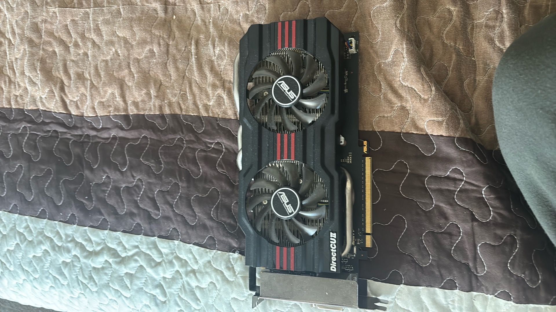 ASUS NVIDIA GeForce GTX 660 graphics card