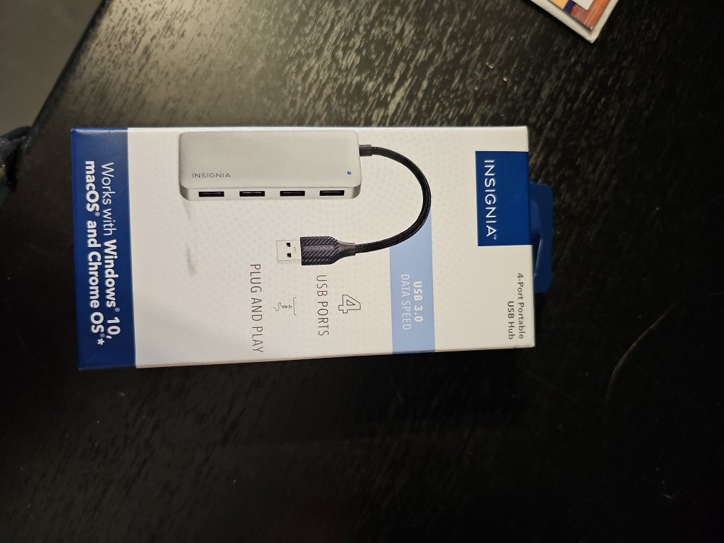 Insignia 4 Port Ubs Hub