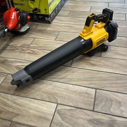 DEWALT 20V MAX 125 MPH 450 CFM Brushless Cordless Battery Powered Blower TOOL ONLY