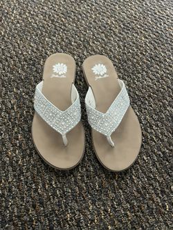 Women’s sandals size 6.5 
