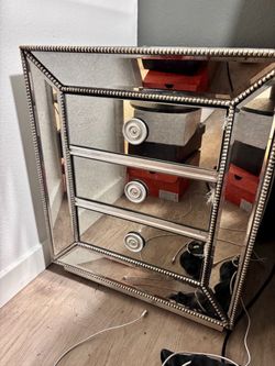 Mirrored 3-Drawer Nightstand