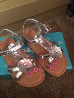 Sandals size 8 toddlers