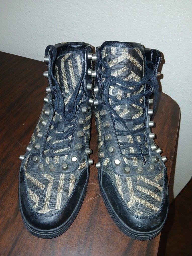 Gucci Shoes