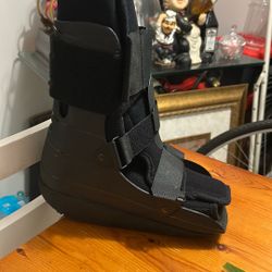 Nextep Orthopedic Boot Size Large For Ankle Injury / Foot Injury 