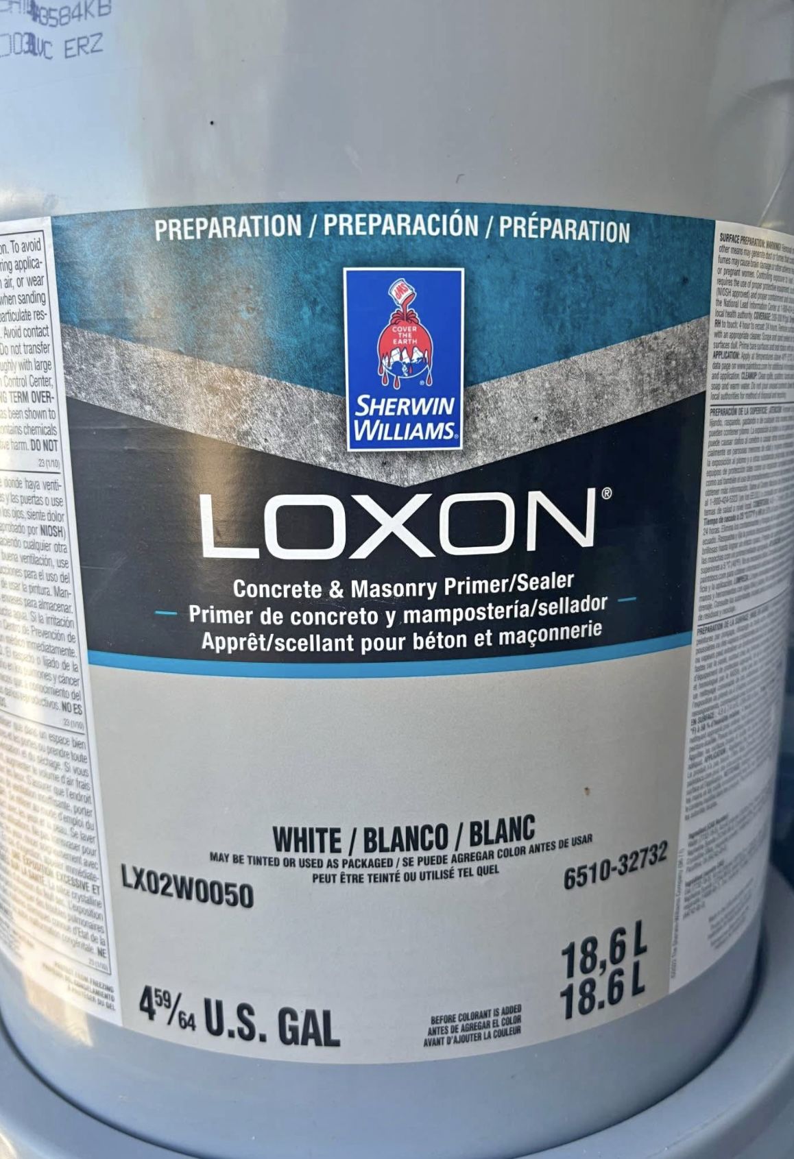 White Loxon Paint Primer