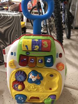 V tech rolling suitcase