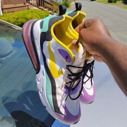 Nike Air 270 React (Sz13)