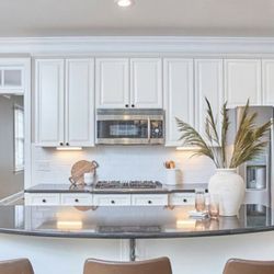 Viking gas range and downdraft