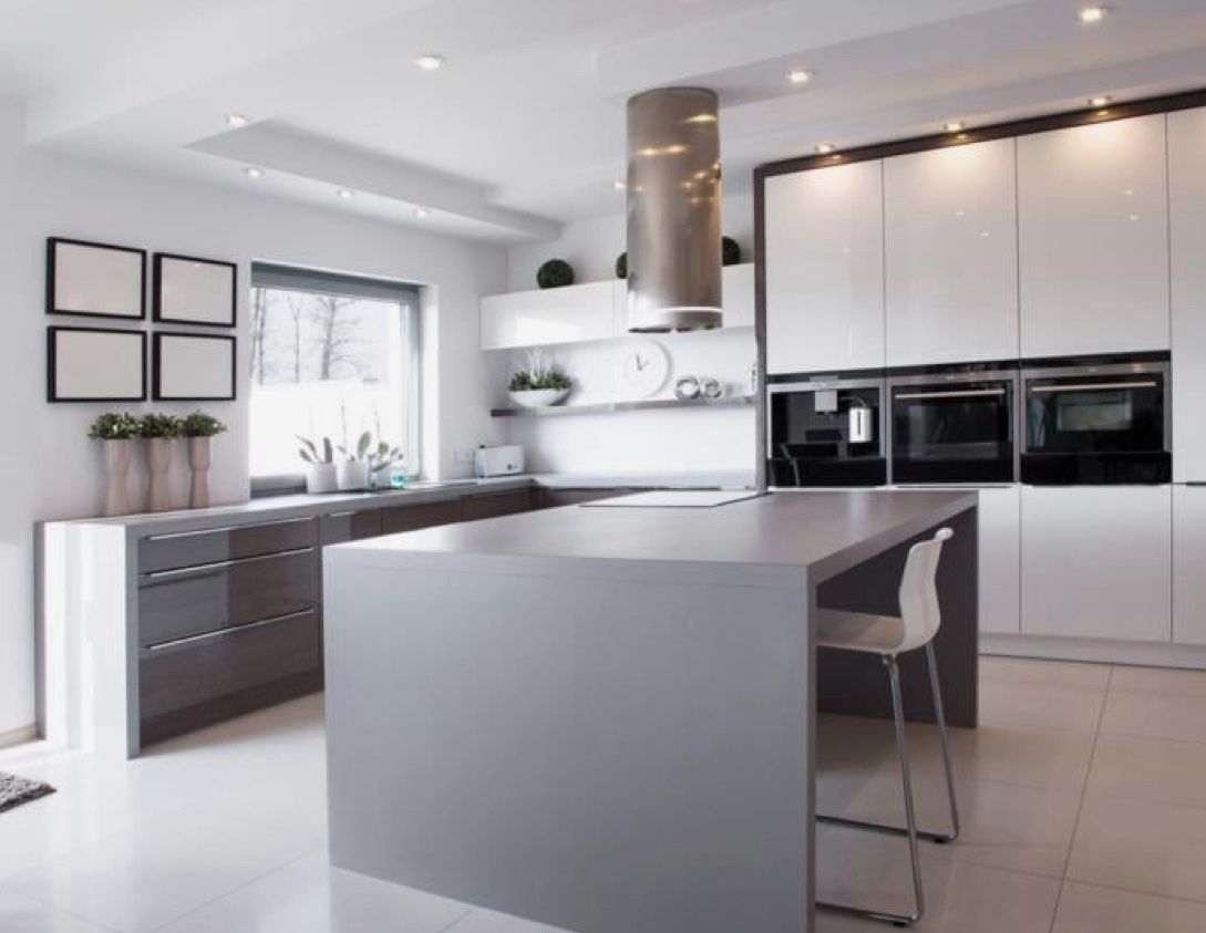 Custom Kitchen Cabinets