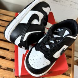 Black And White Dunks 6c