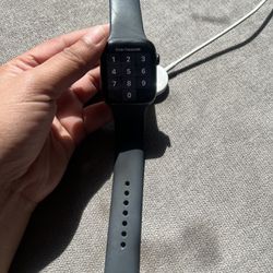Super Tech Savy Apple Watch SE6 ⌚️✨