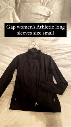 Gap athletic long sleeve women’s size small