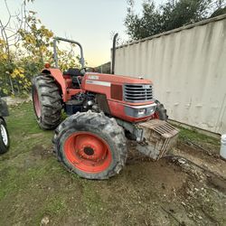 Kubota M9000 Shuttle 