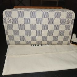 Louis Vuitton Zippy Wallet Damier Azur