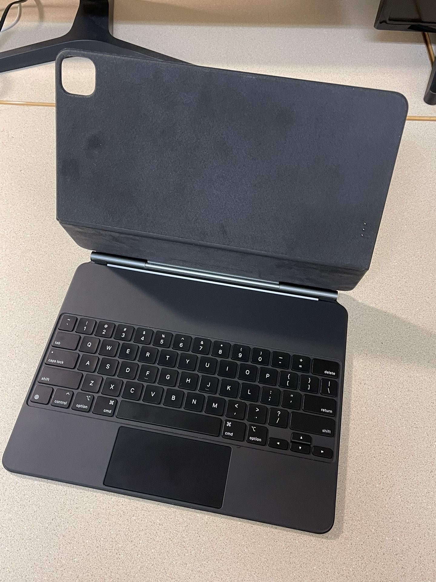 iPad Pro (12.9inch, 5th Generation) + Magic Keyboard for Sale in