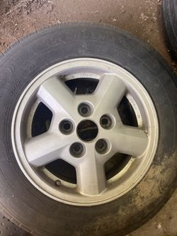 Four Rims Toyota Tacoma 1987