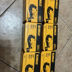 Dewalt Battery 5AH 20 V Max 