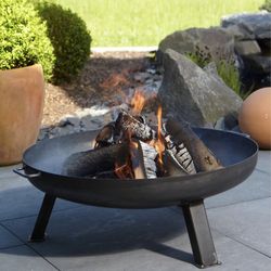 Fire pit brand new