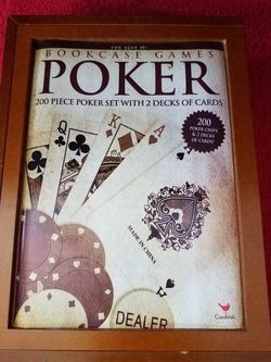 Bookcase games poker set.
