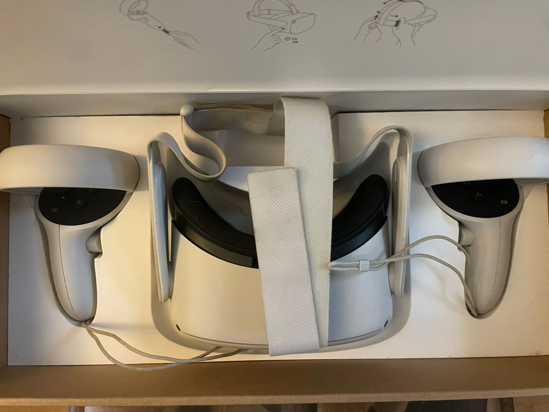 Oculus Quest VR Headset