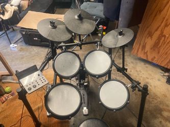 Alesis drum kit