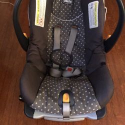 Chicco Carseat