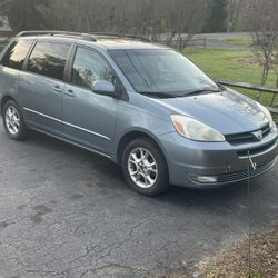 2005 Toyota Sienna