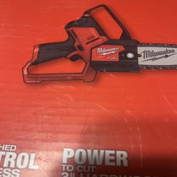 12  chainsaw milwaukee 