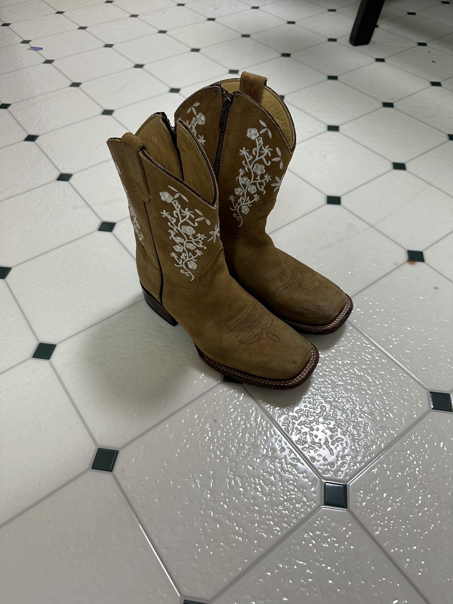 Jinetes Boots Kids Size 1