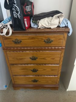 Dressers! Must go today - first come first serve