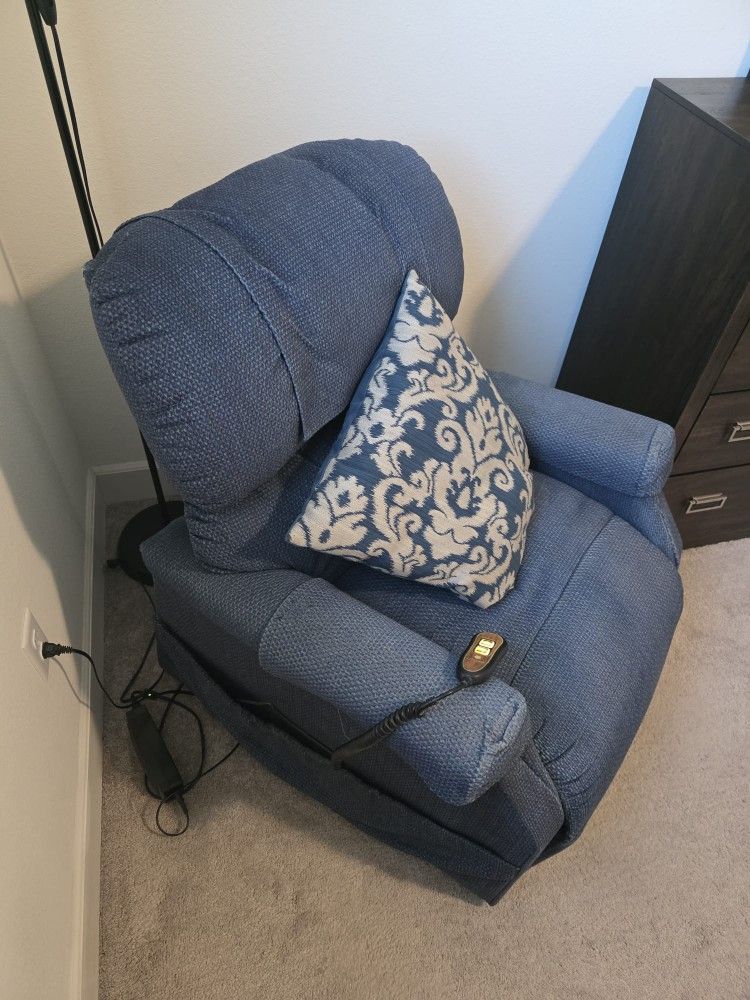 Rocker Recliner Chair