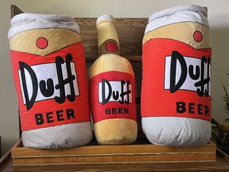 Duff Beer Cans from Universal Studios (stuffed toys)