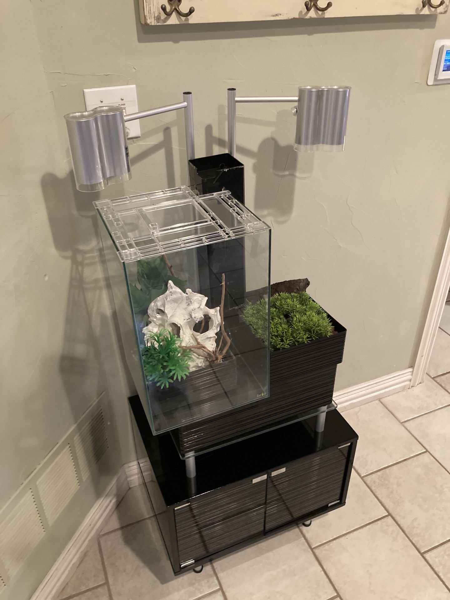 Brio Aquaponics tank (missing some parts)