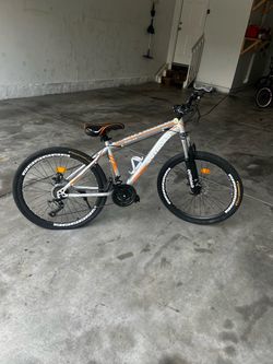 Outroad mountain bike 21 speed
