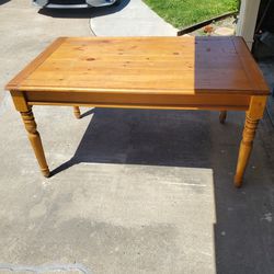 Wood Table  MUST SELL ASAP 