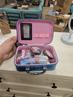 Kids Makeup Set w/ Glitter Case – Princess Style Play Kit