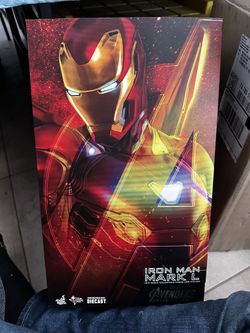 Iron Man Mark 50 Hot Toys