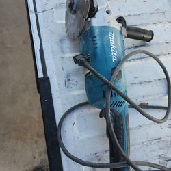 7" Makita Grinder