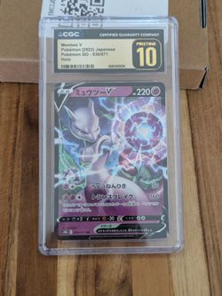 Mewtwo V 030/071 CGC 10 Pristine Japanese Pokemon GO Holo Graded Slab