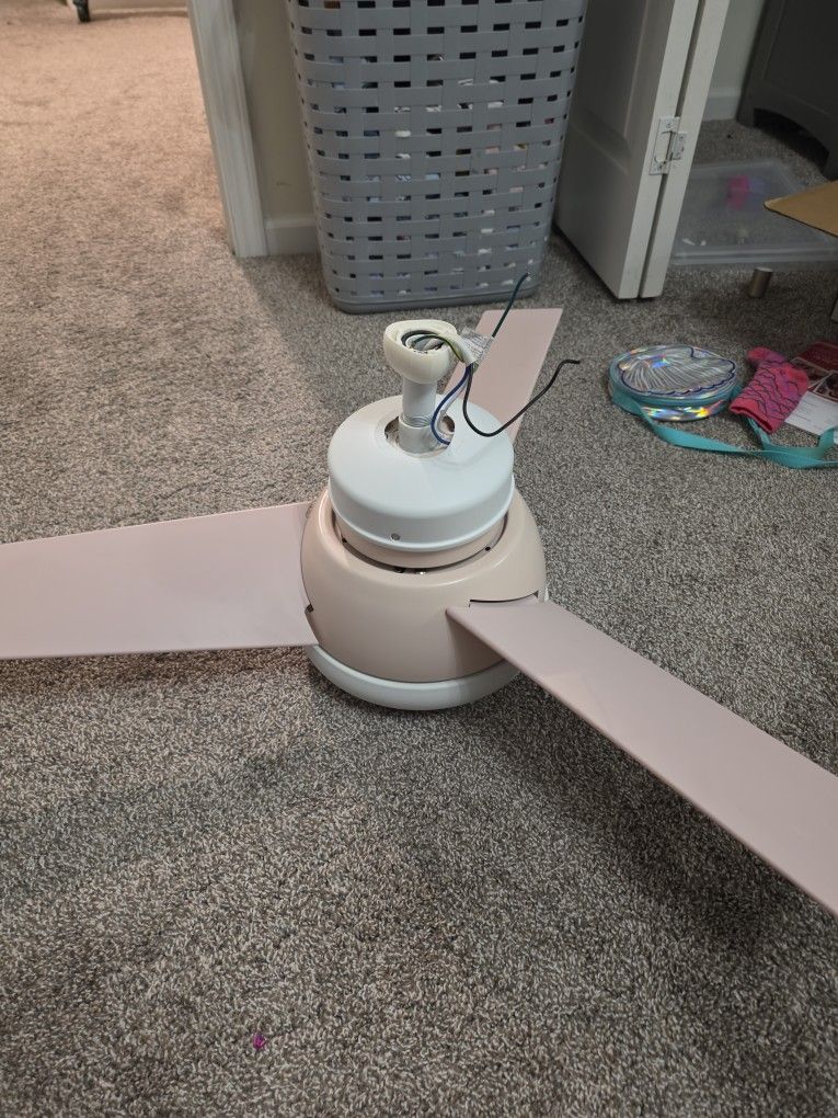 Pink Hunter Fan With Remote