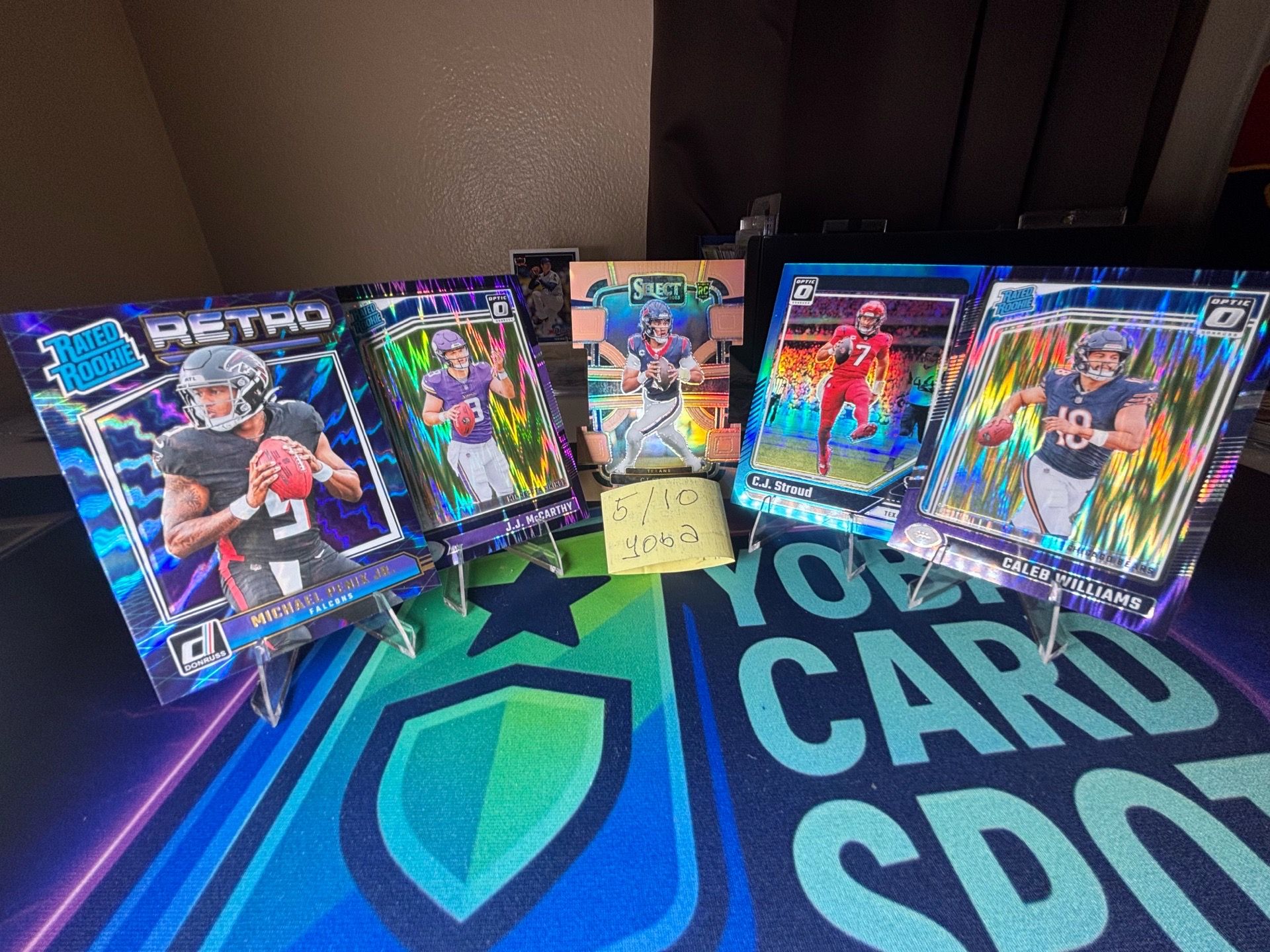 ๐ฅ๐ ROOKIE QB COLOR LOT SALE ๐๐ฅ ๐ฅ ONLY $65 FOR THE LOT ๐ฅ ๐ฆ + $5 SHIPPING โ
Bubble Wrapped โ
Tracking Included โ
Insurance Included Included i