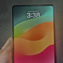 Apple Ipad Pro. 11" No Charger. 256gb, M4 Chip. ASK FOR RYAN. #4(contact info removed)-01