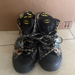 Batman Converse Size 2y