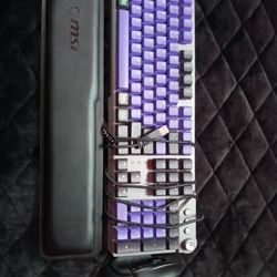 MSI Gaming Mechanical Keyboard And Razer Mouse
