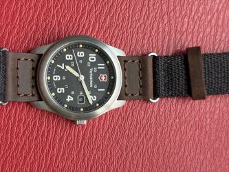Victorinox Swiss Army Heritage Watch