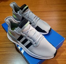Brand New Adidas Silver Sz.10