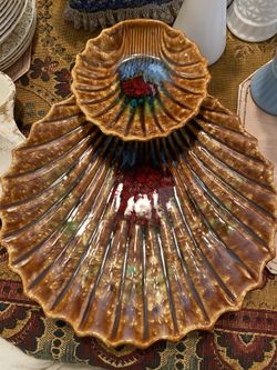 Mccoy Shell Shapped 2 Teir Chip And Dip Platter 